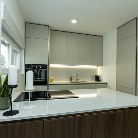 Sweet Apartment *